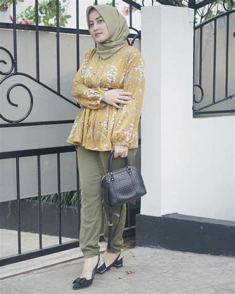 Tips Tampil Modis Dengan Hijab Buat Cewek Bertubuh Curvy