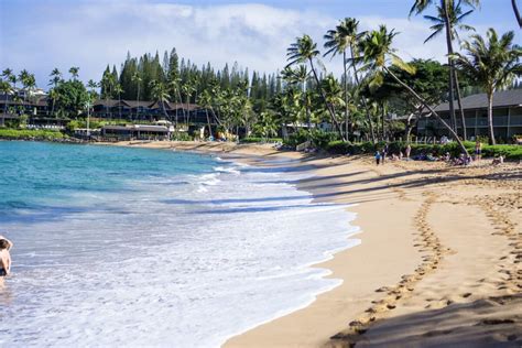 The 9 Best Beaches in Lahaina and West Maui - The Hawaii Vacation Guide