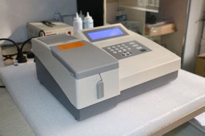 Rayto Rt 9200 Clinical Instrument Semi Automatic Chemistry Analyzer