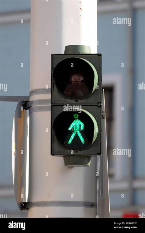 Pedestrian lights, green Stock Photo - Alamy
