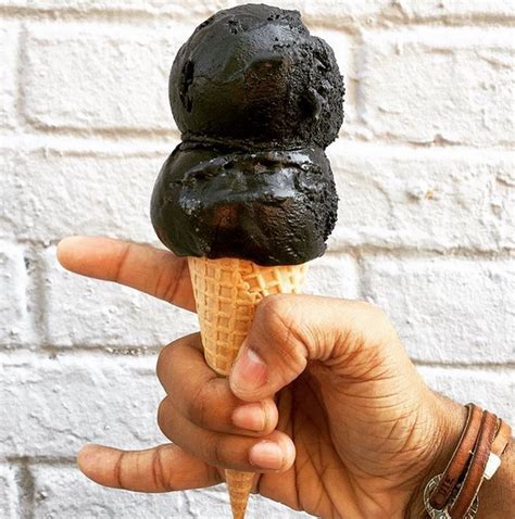 La Comida De Color Negro Mola Desde Helados A Huevos