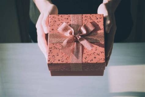 Nos meilleures idées cadeaux pour une femme qui a tout