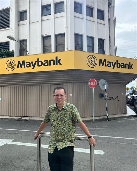 Maybank Branch In Sabah Becomes Unexpected Viral Photo Spot For Chinese