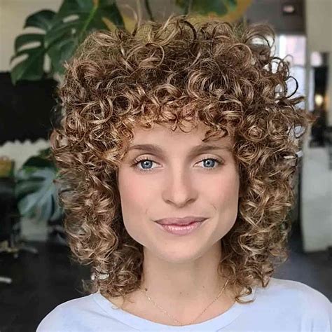 30 Flattering Ways To Wear Bangs For Square Face Shapes Artofit