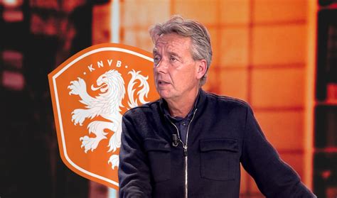 Valentijn Driessen Neemt Het Op Voor Ronald Koeman En Wijst Met