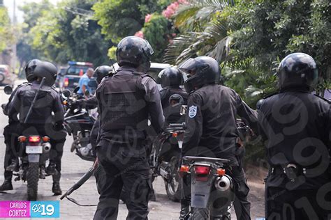 Policía Nacional garantiza seguridad en barrios capitalinos