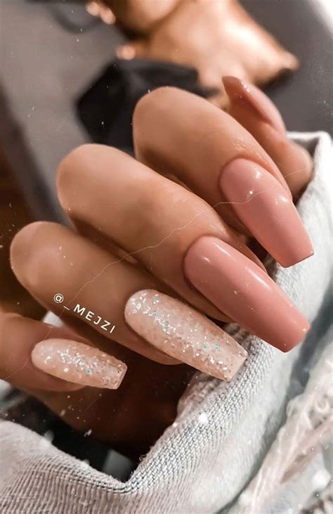 40 Beautiful Nail Design Ideas To Wear In Fall Glitz And Glam Nude