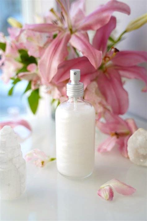 Diy Shimmer Setting Spray For A Pearly Glow Setting Spray Diy