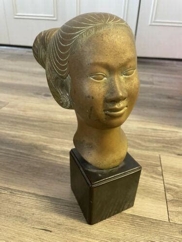 Nguyen Thanh Le 10 Bronze Statue Woman Mid Century Vietnamese Artist