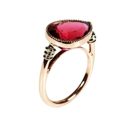 Bague Tourmaline Rubellite Taille Poire Compagnie Des Gemmes