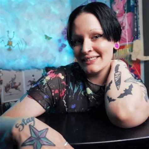 Trixie Rides Their Dildo Until They Cum Gothic Porn Feat GothBunny XHamster