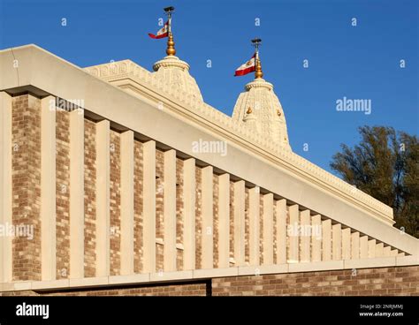 Detail Shree Swaminarayan Mandir Oldham United Kingdom Architect