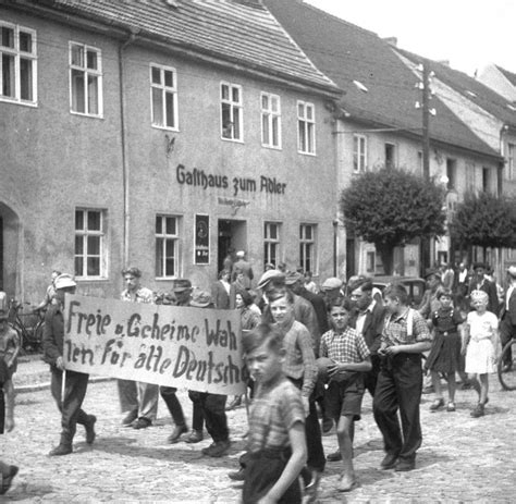 Juni Der Volksaufstand Begann Am Juni Auf Dem Land Welt