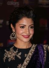 Kareena Kapoor Hot Pix Anushka Sharma Apsara Awards Latest