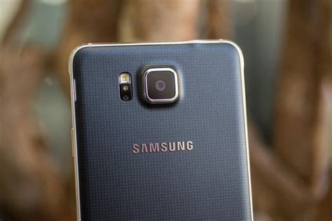 Metal smartphones we have known (pictures) - CNET