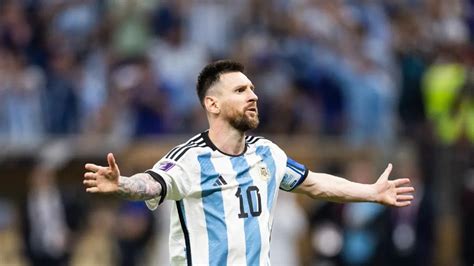 IFFHS nem kérdés Messi toronymagasan lett 2022 legjobbja Nemzeti Sport