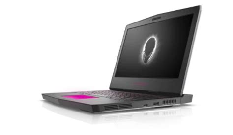 Razer Blade 15 vs. Alienware m15 High-End Gaming Laptop: Dell has the ...