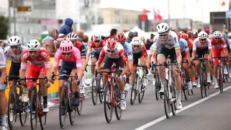 Arriva Il Giro D Italia Santangelo Dei Lombardi Si Tinge Di Rosa