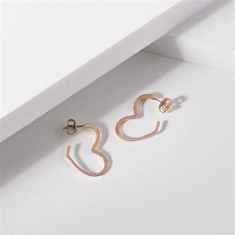 Heart-Shaped Earrings in 14k Rose Gold | KLENOTA