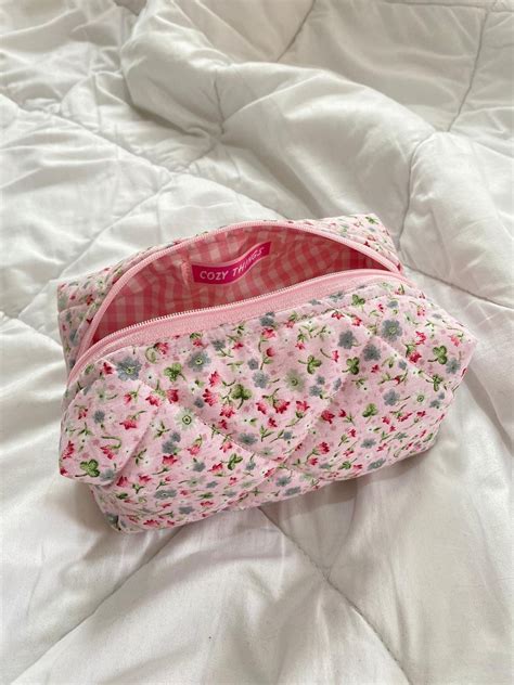 Pink Floral Makeup Bag Cute Makeup Bag Travel Bag Woman Quilted