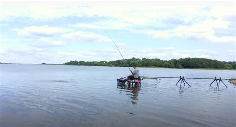 Pole Fishing on Big Reservoirs - Fishing Buzz