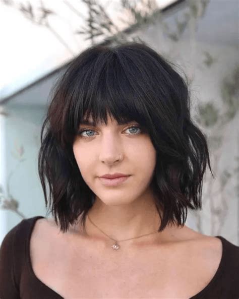 Modern Inverted Bob With Bangs And Ones To Avoid Vikinghairstyles