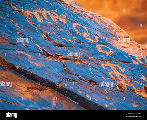 Native American Petroglyphs Hi Res Stock Photography And Images Alamy