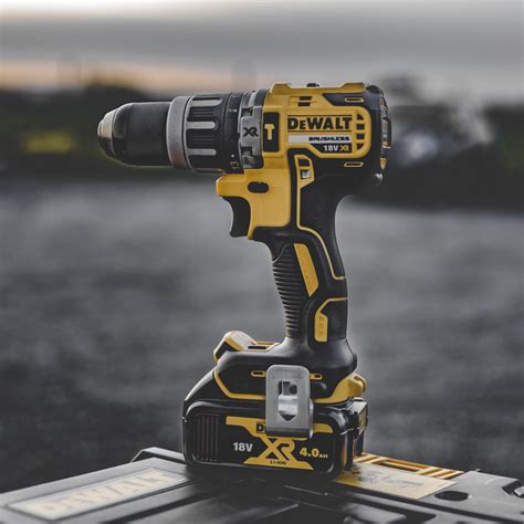 DeWalt 18V XR Brushless Combi Drill, Impact Driver, Multi Tool & Torch ...