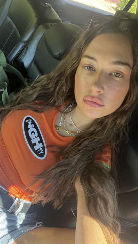 Picture Of Elsie Hewitt