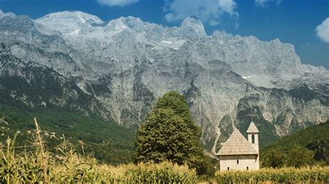 The Albanian alps - Villa Gjecaj - Hotel, Restaurant