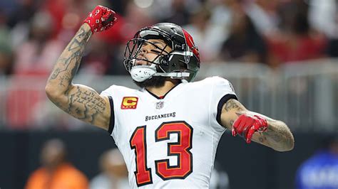 Heres How Close Mike Evans Is To Keeping His 1000 Yard Streak Alive