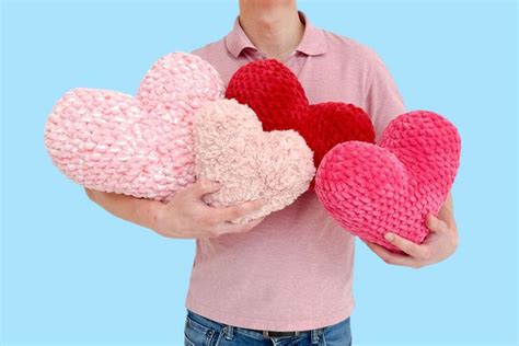 Free Crochet Pattern Giant Heart Crochet Valentine Patterns