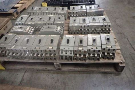 Lot Of Assorted Fpe Circuit Breakers Yellow Tag Auctions