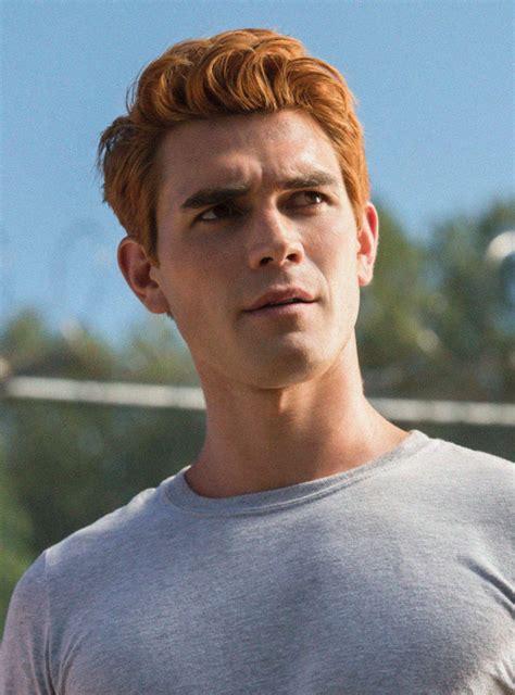 The Biggest Twist In Riverdales Third Season Is Archies Hair