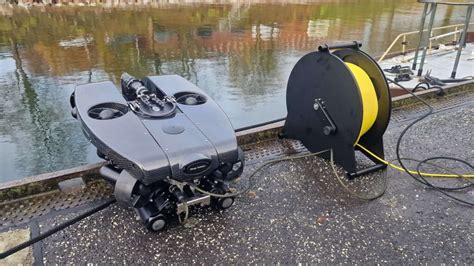 Marine Erhält Neue Rebreather Und Tauchroboter