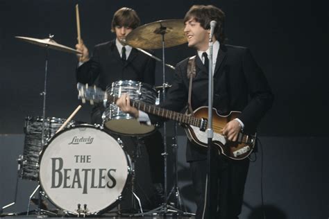 Beatles Fans Launch International Search For Paul Mccartneys Höfner