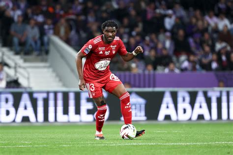 Mercato Om Accord De Principe Pour Brassier