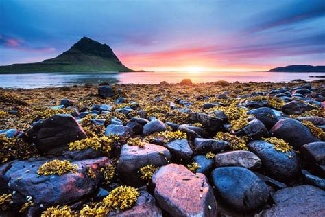 Waterfalls and Kirkjufell, Sunrise, Iceland Stock Photo - Image of river, flowing: 43123628