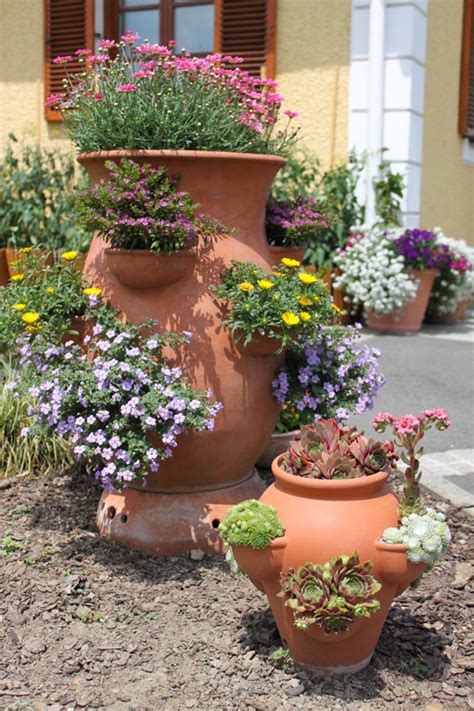 Creativit Con I Vasi Di Terracotta In Giardino Ispirazioni