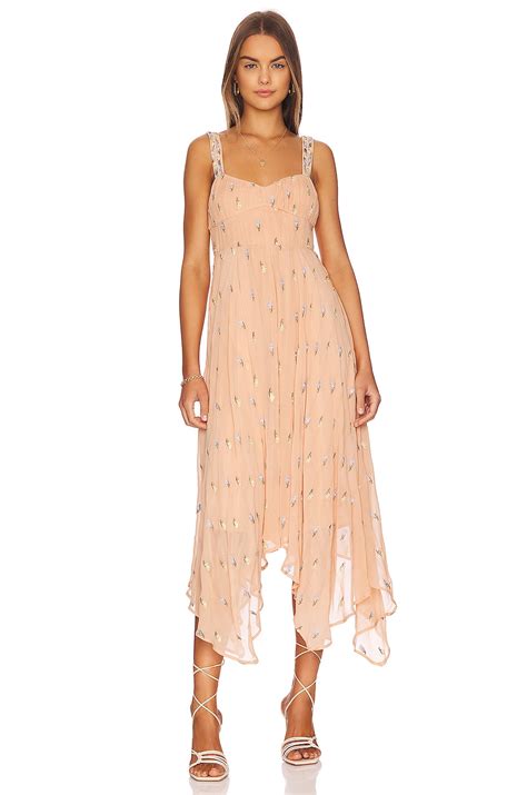 Majorelle Fairy Nude Peach Revolve