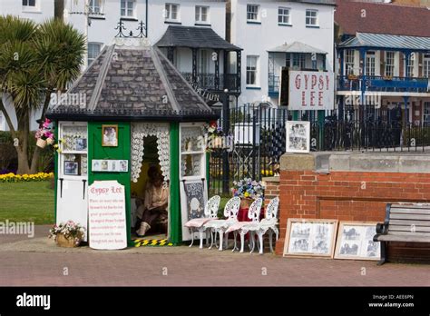 Gypsy Lee Palmist In Bognor Regis Stock Photo Alamy