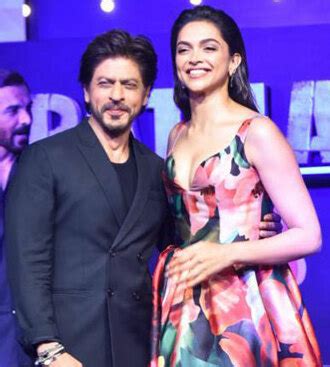 File Shah Rukh Khan Deepika Padukone John Abraham Attend The Press