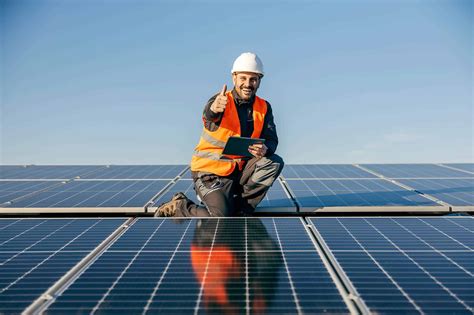 Commercial Solar Panel Installation Services A Guide To Roi Panel Types Regulations And