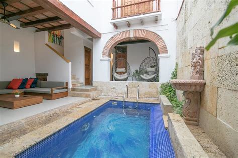 PRIVATE VILLAS - CARTAGENA CONNECTIONS