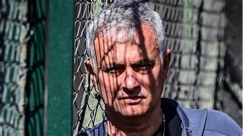 Jose Mourinho Bangga Meski AS Roma Hancur Saat Imbang Lawan AC Milan