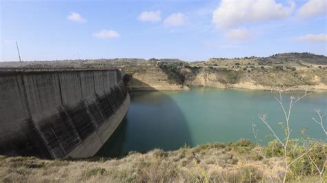 La reserva de agua embalsada en la cuenca del Ebro está a un 80 de la