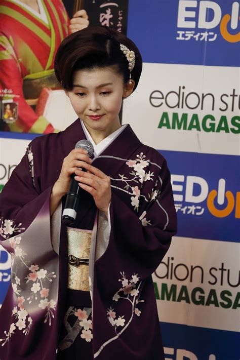 小桜舞子 新曲「よされ三味線」大阪キャンペーン はつこ食堂と熊野の碧空