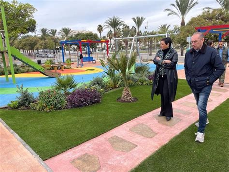 Torremolinos Cuenta Con Un Nuevo Parque Infantil De Metros Entre