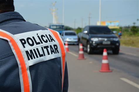 Pol Cia Militar Det M Homem Por Embriaguez Ao Volante Na Zona Leste Da