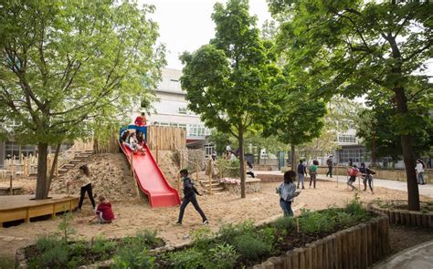 À Paris déjà près de 100 cours décole transformées en oasis C